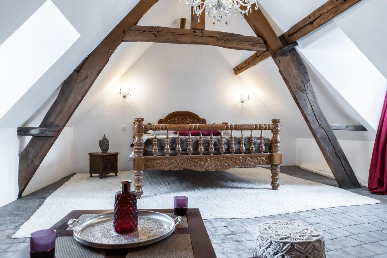 Le Baldaquin / Les Suites Romantiques Honfleur Esterno foto
